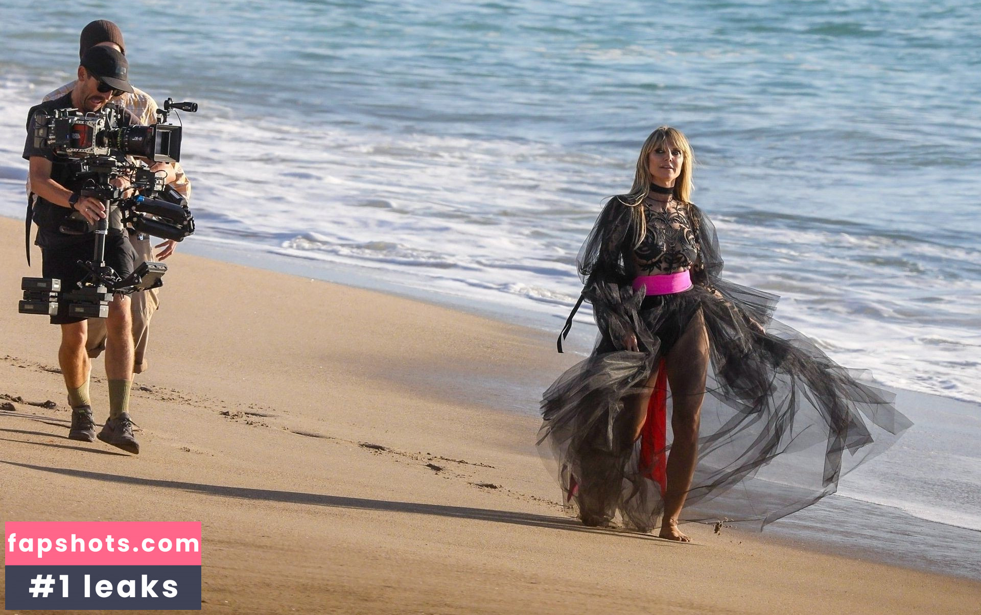 Heidi Klum Nude Leaks OnlyFans Photos #4678 - LeakJerk