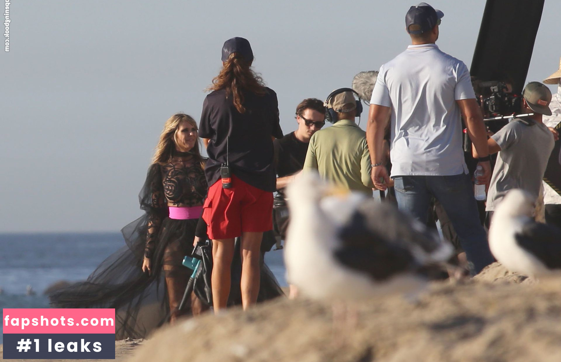 Heidi Klum Nude Leaks OnlyFans Photos #4689 - LeakJerk