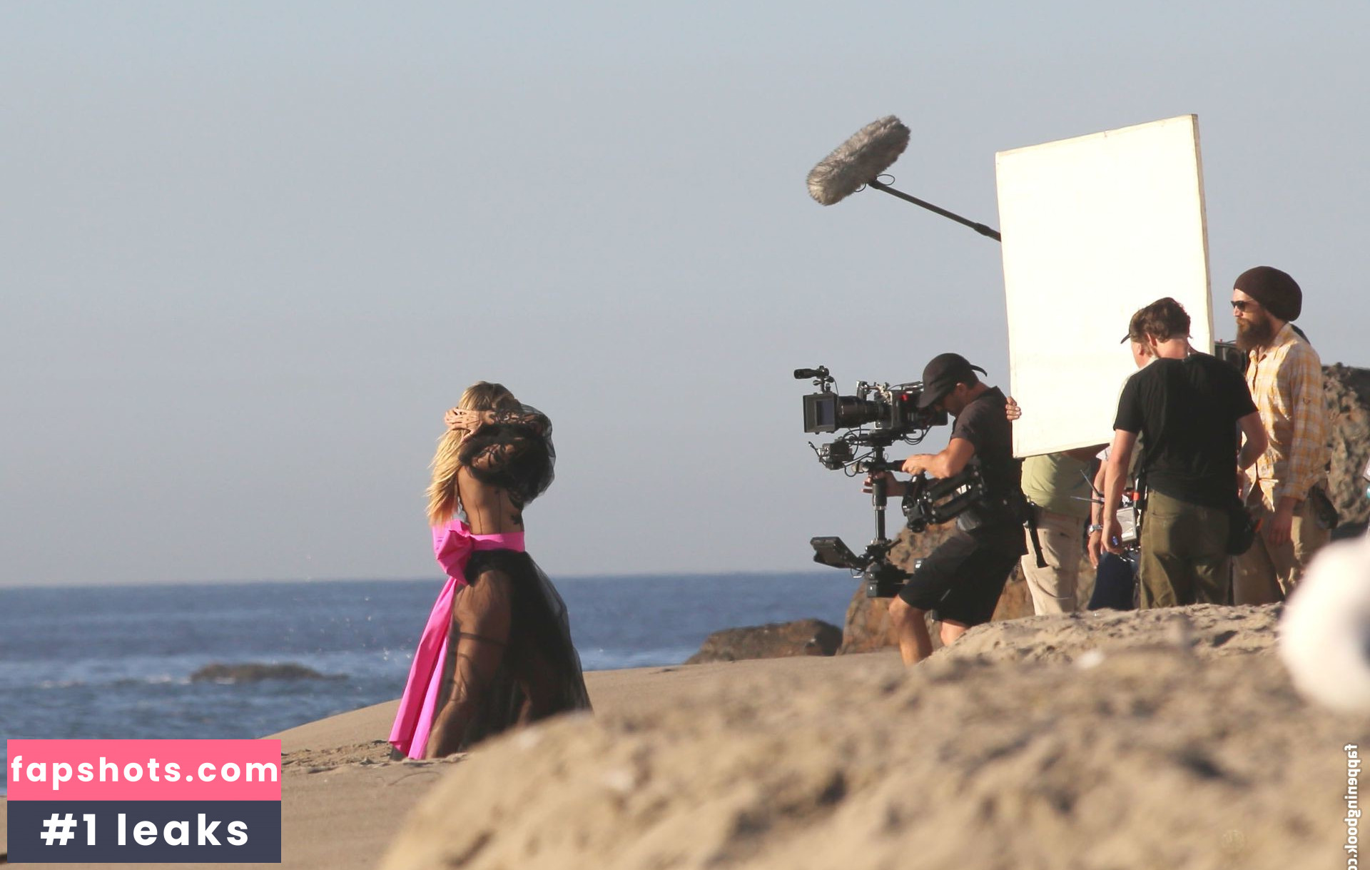 Heidi Klum Nude Leaks OnlyFans Photos #4751 - LeakJerk