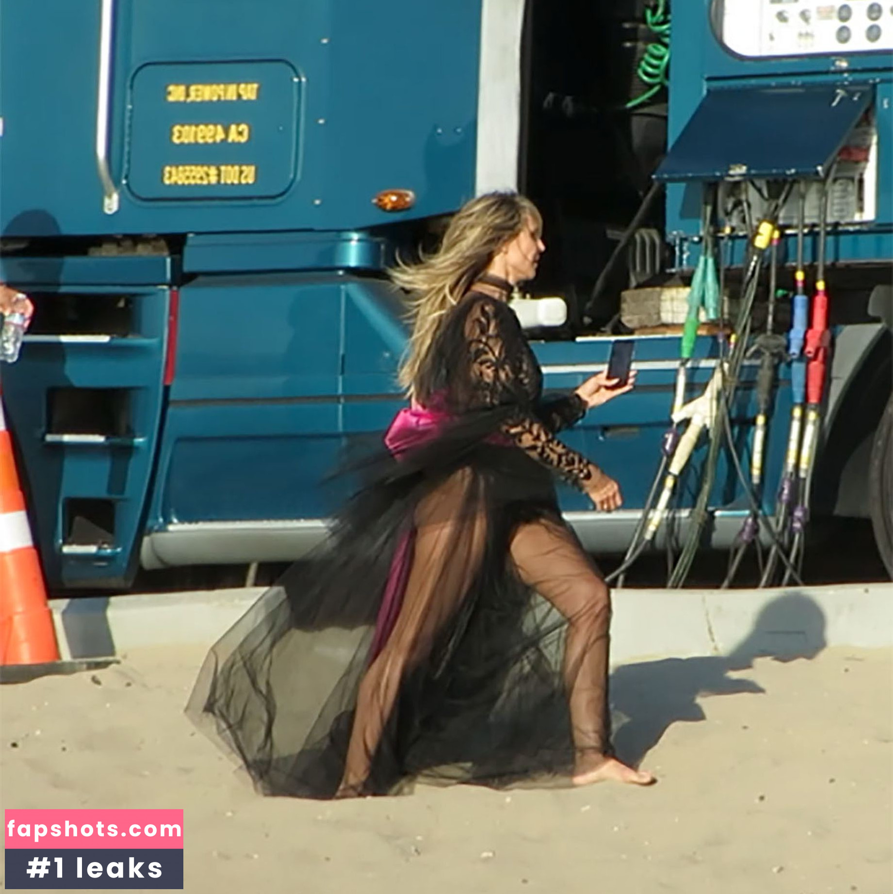 Heidi Klum Nude Leaks OnlyFans Photos #4763 - LeakJerk