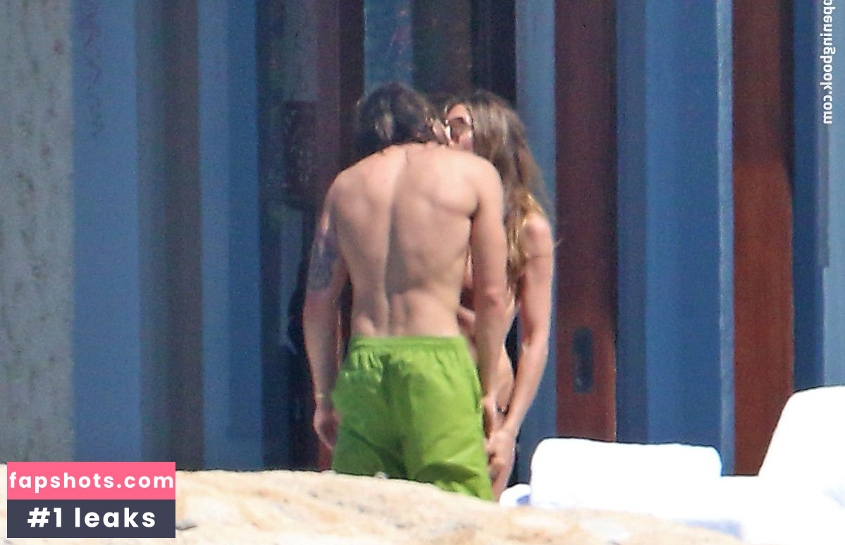 Heidi Klum Nude Leaks OnlyFans Photos #6669 - LeakJerk
