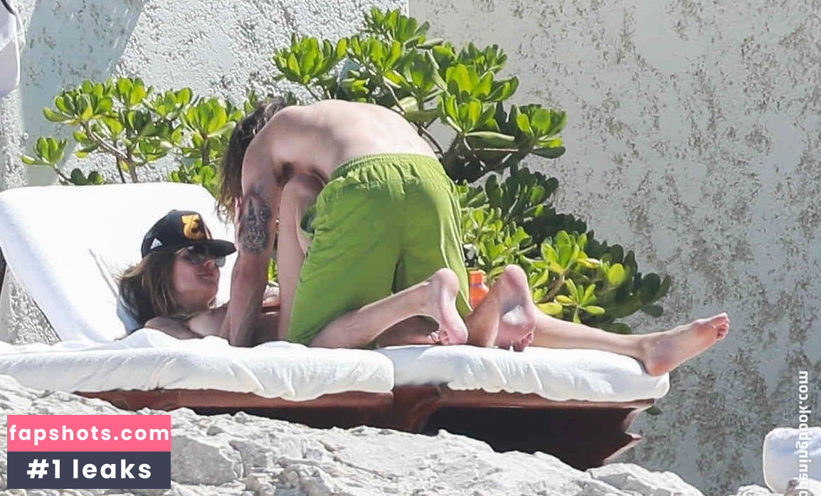 Heidi Klum Nude Leaks OnlyFans Photos #6692 - LeakJerk