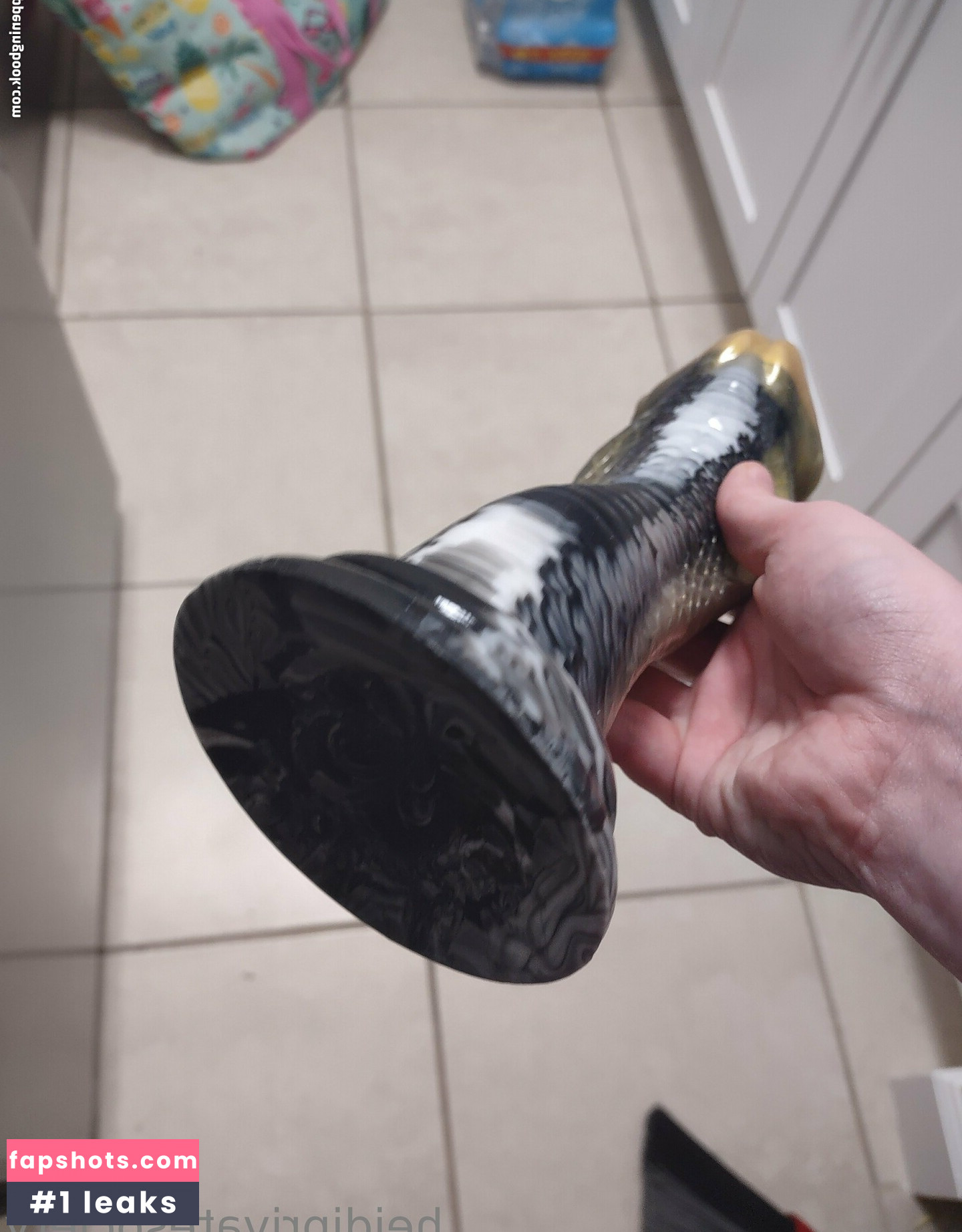 heidiprivatesociety gallery photo #2