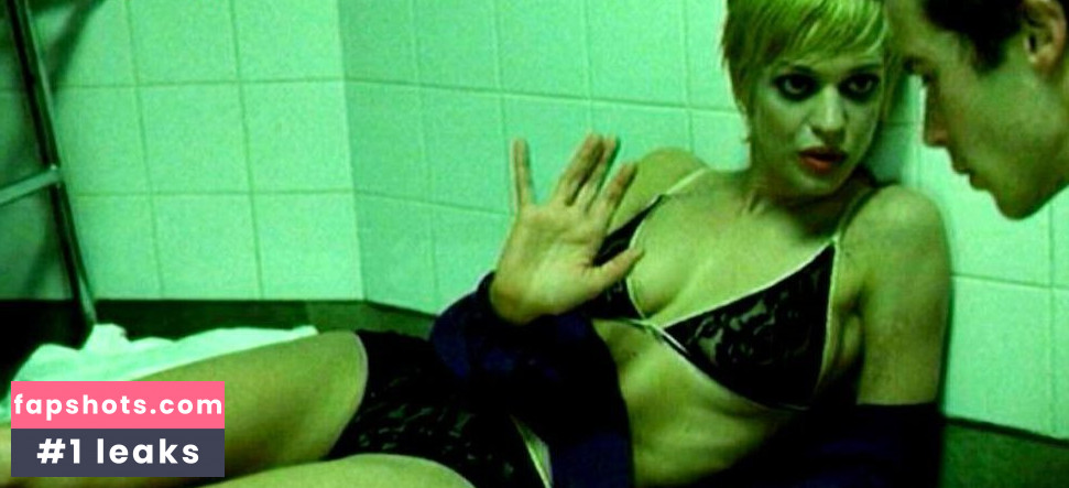 Heike Makatsch gallery photo #73