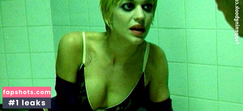 Heike Makatsch gallery photo #74