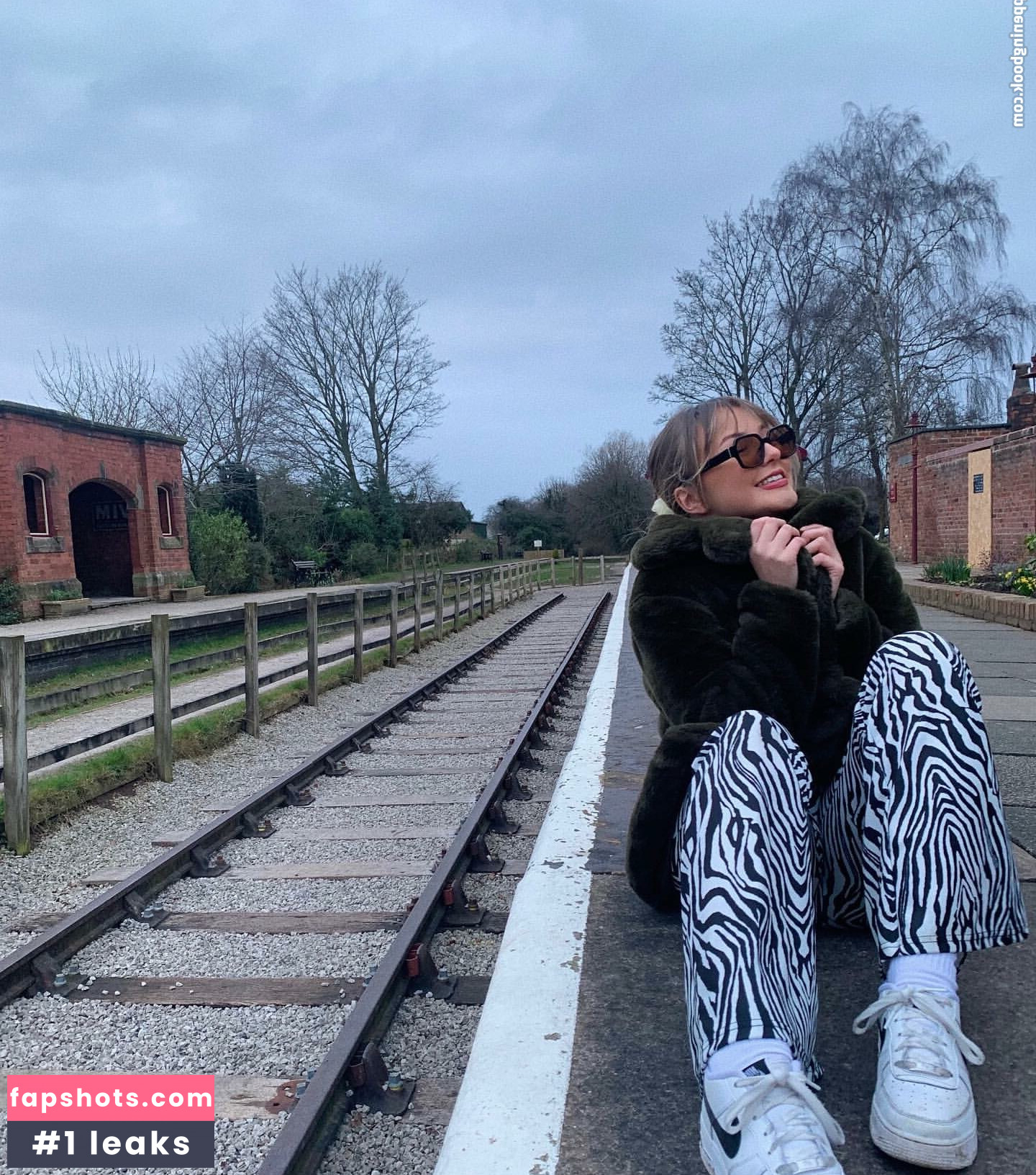 Helayna Birkett Nude Leaks OnlyFans Photos #34 - LeakJerk