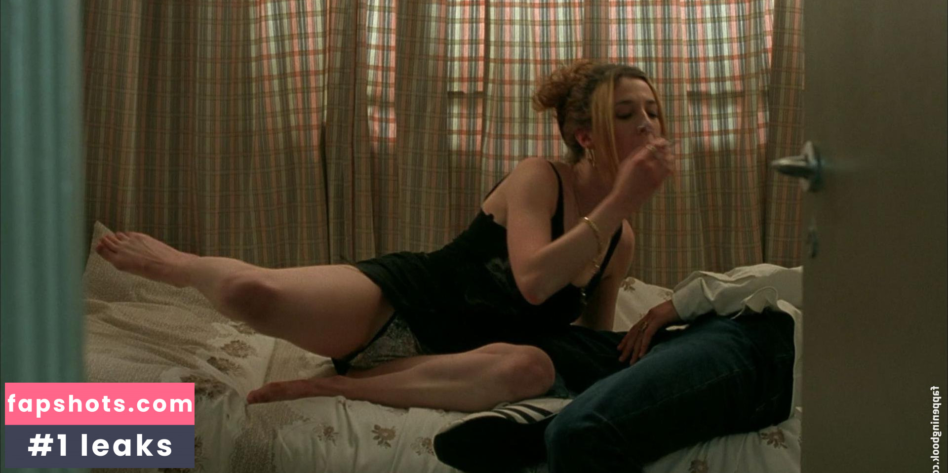 Helen Coker gallery photo #4