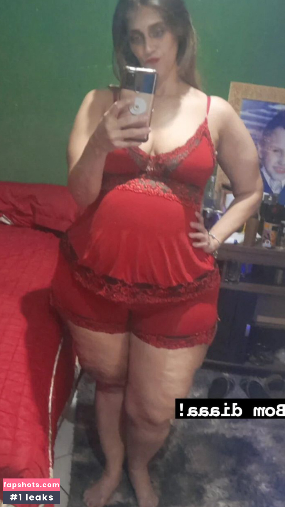 Helen Cristina gallery photo #3