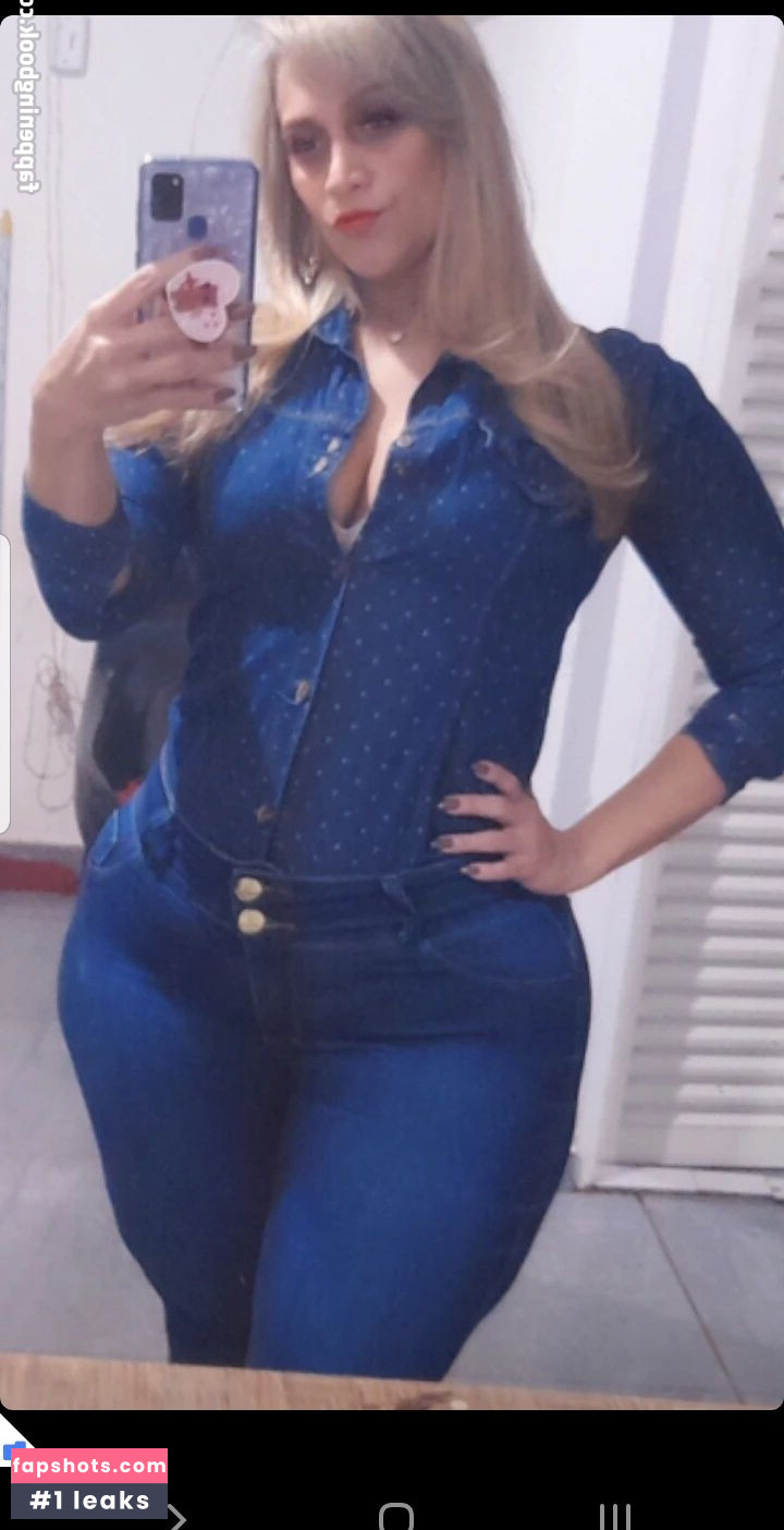 Helen Cristina gallery photo #25