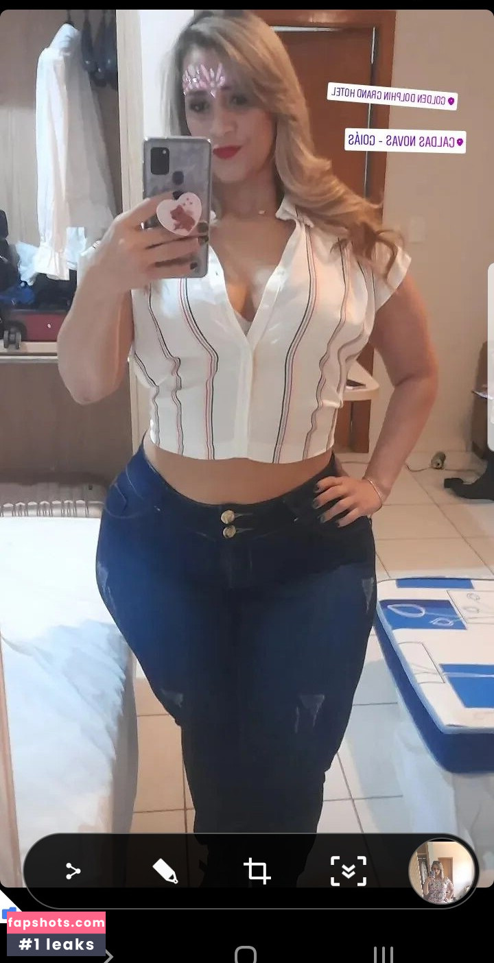 Helen Cristina gallery photo #26