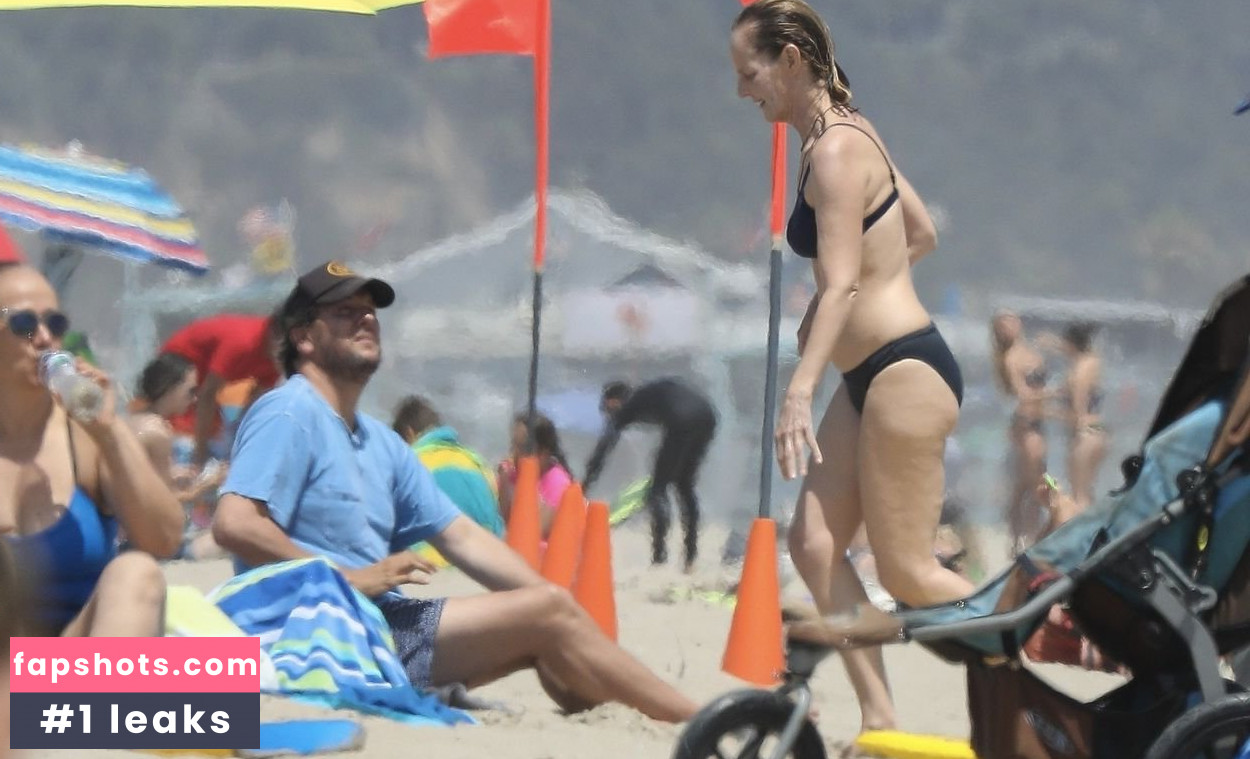 Helen Hunt gallery photo #287