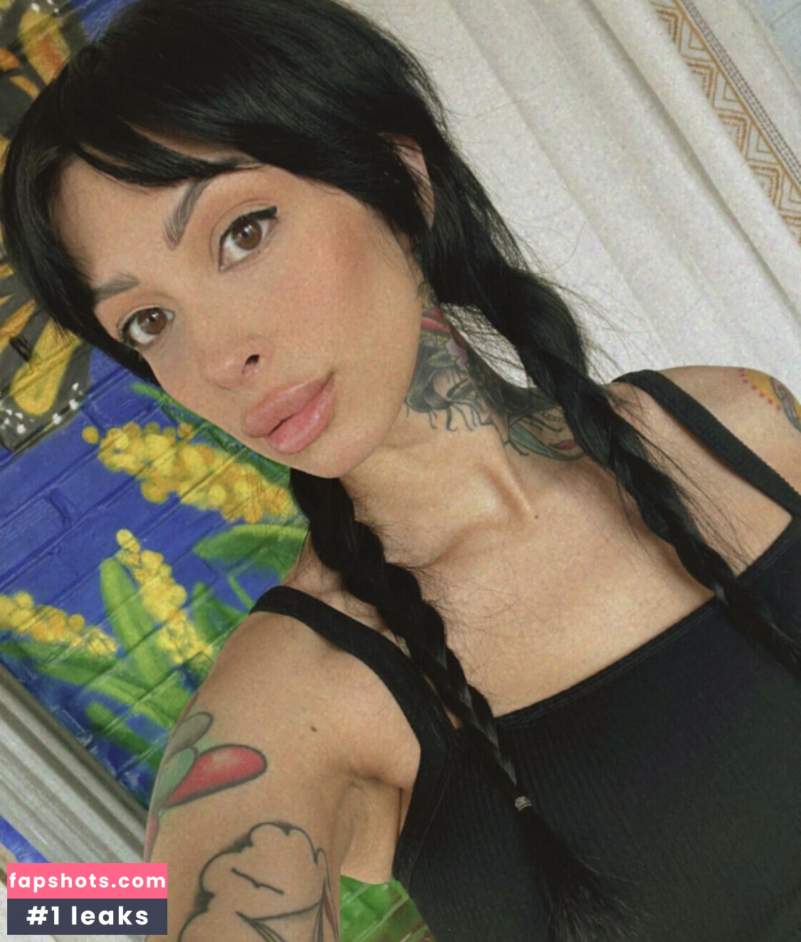 Helen Johnson gallery photo #5