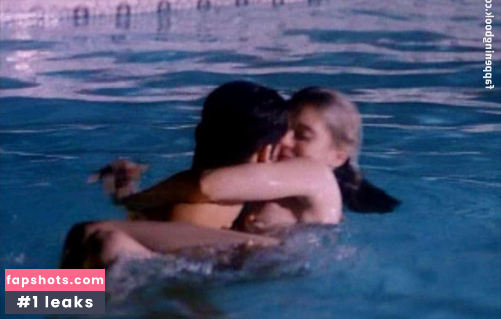 Helen Slater gallery photo #34