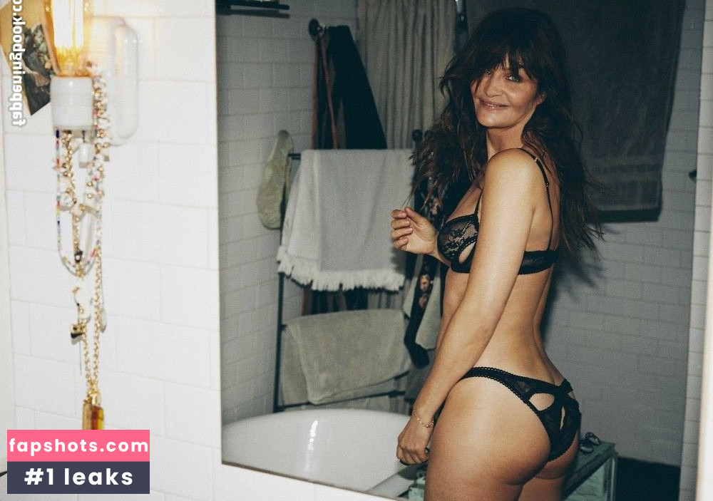 Helena Christensen gallery photo #111