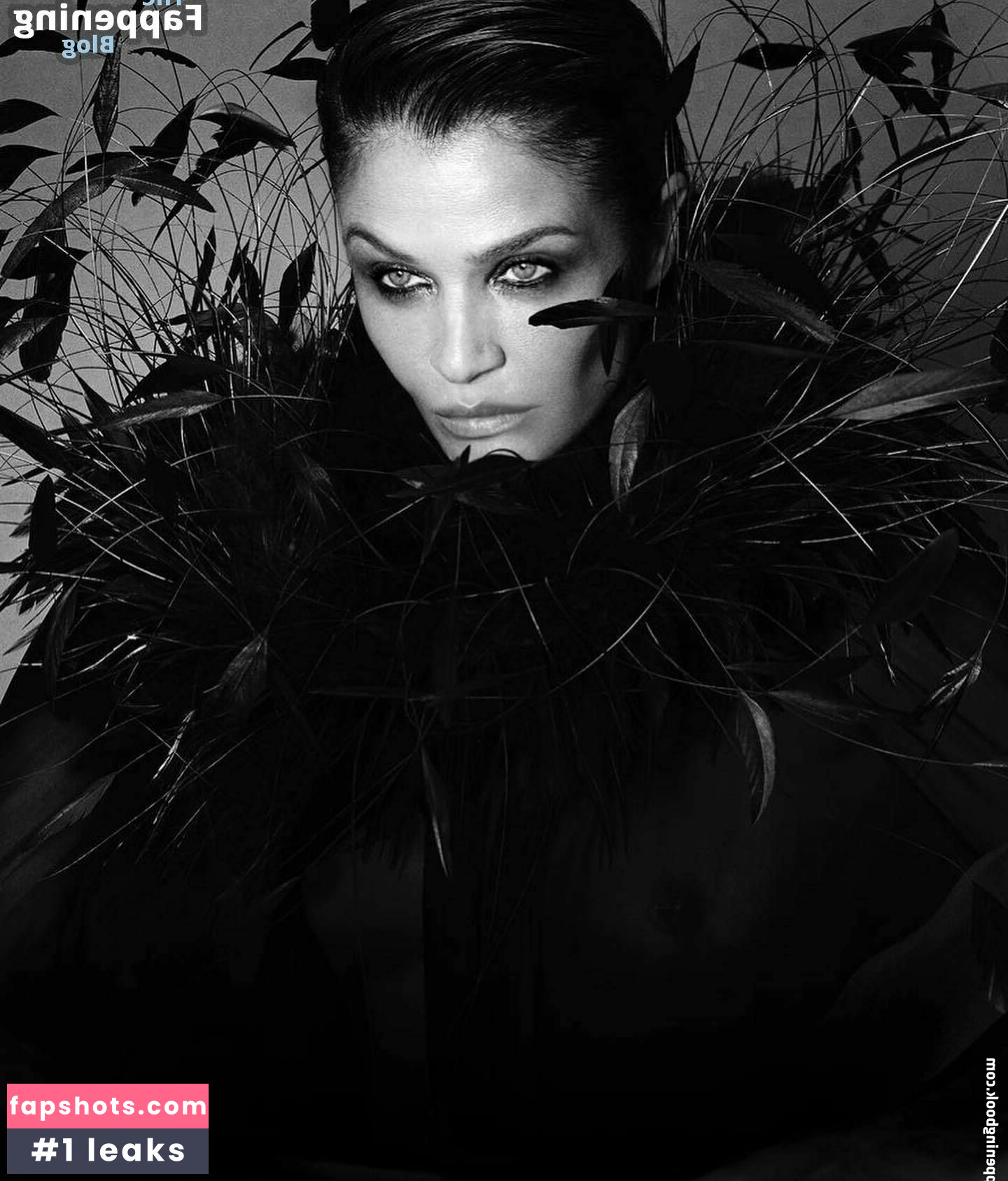 Helena Christensen gallery photo #49