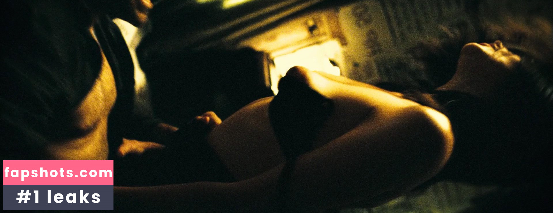 Héléna Noguerra gallery photo #19