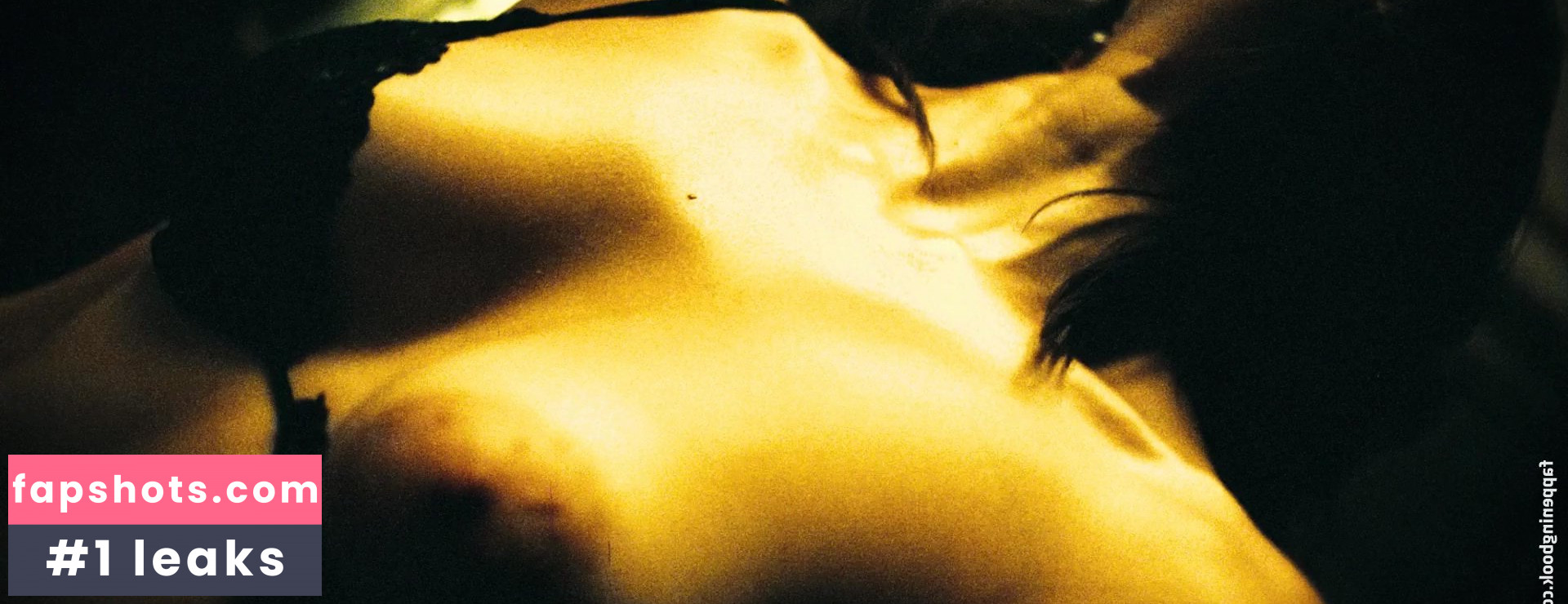 Héléna Noguerra gallery photo #20