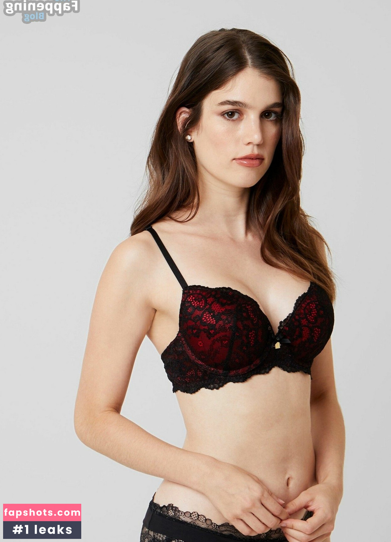 Helena Sofia gallery photo #5