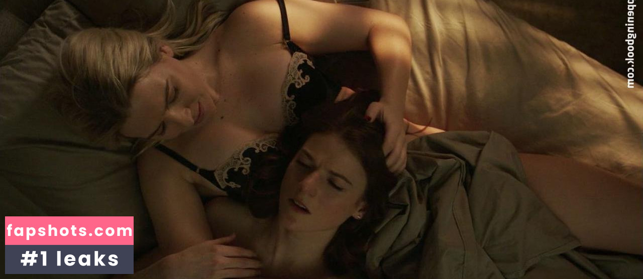 Heléne Yorke gallery photo #14