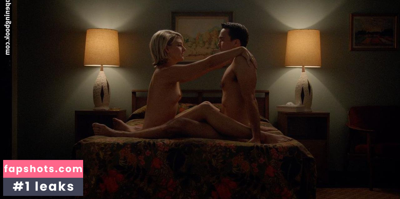 Heléne Yorke gallery photo #20