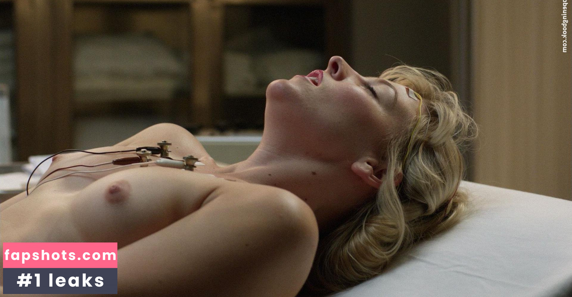 Heléne Yorke gallery photo #21