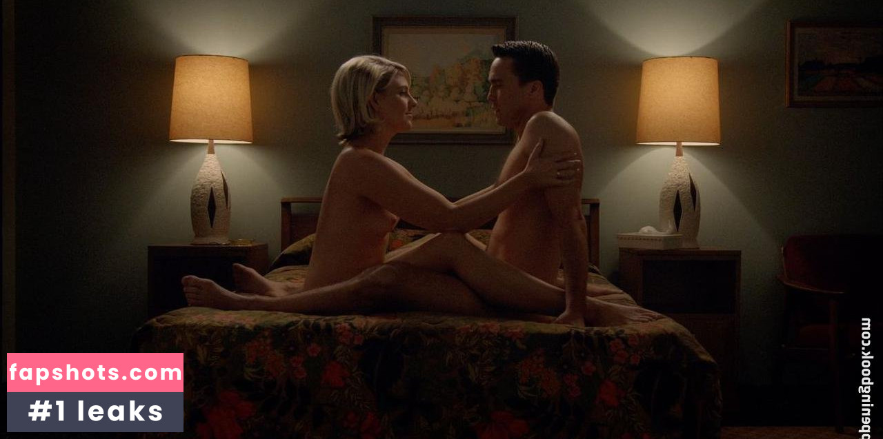 Heléne Yorke gallery photo #24