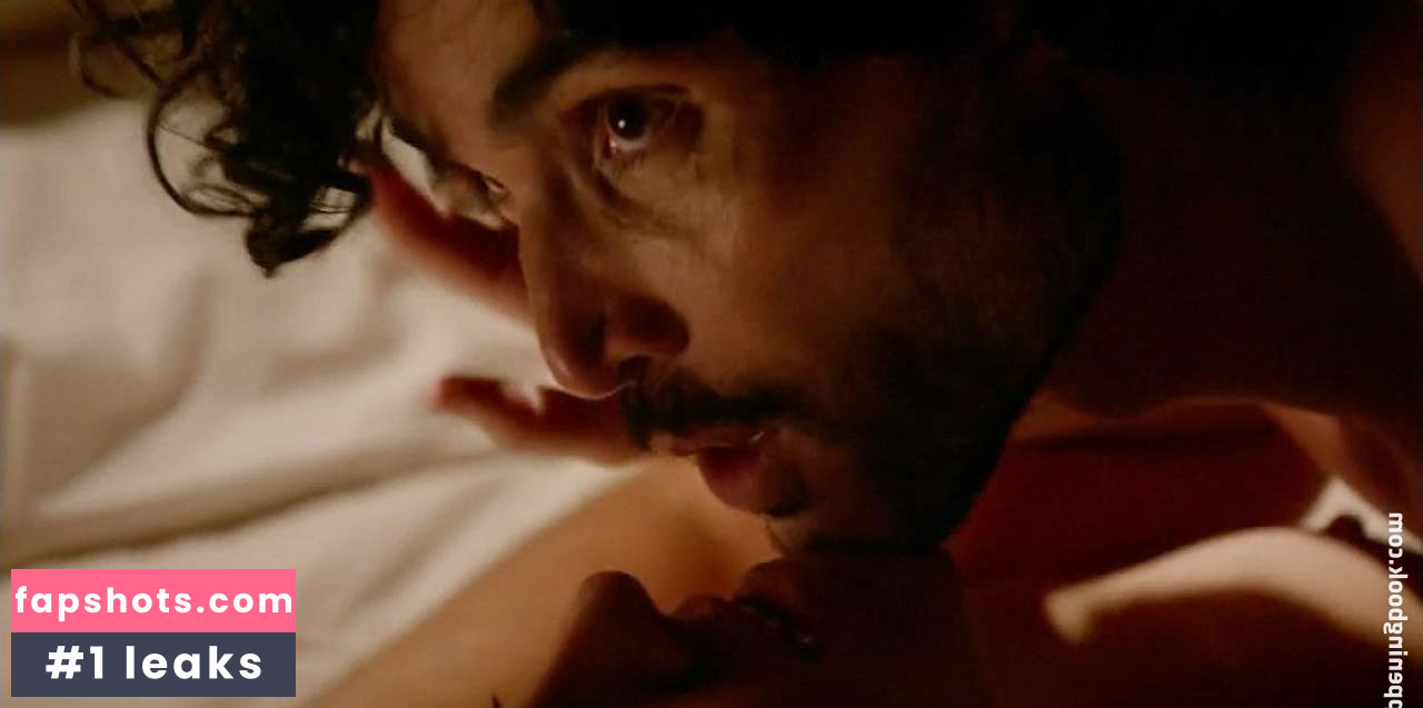 Heléne Yorke gallery photo #44