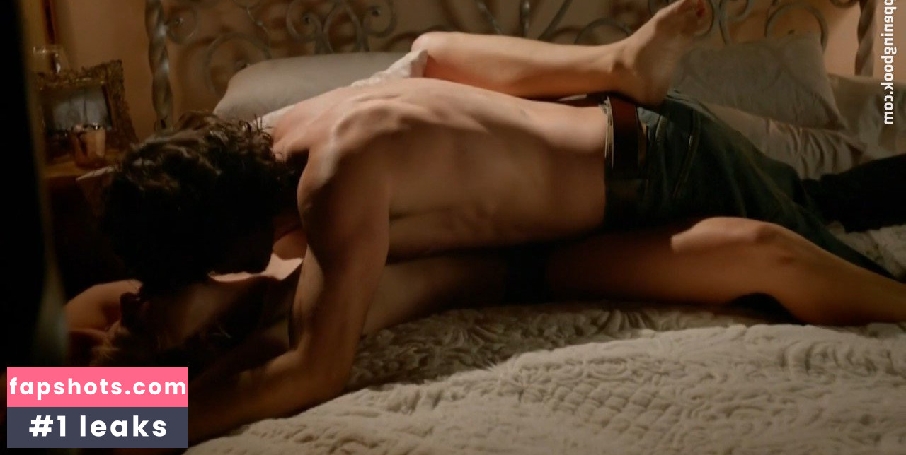 Heléne Yorke gallery photo #7