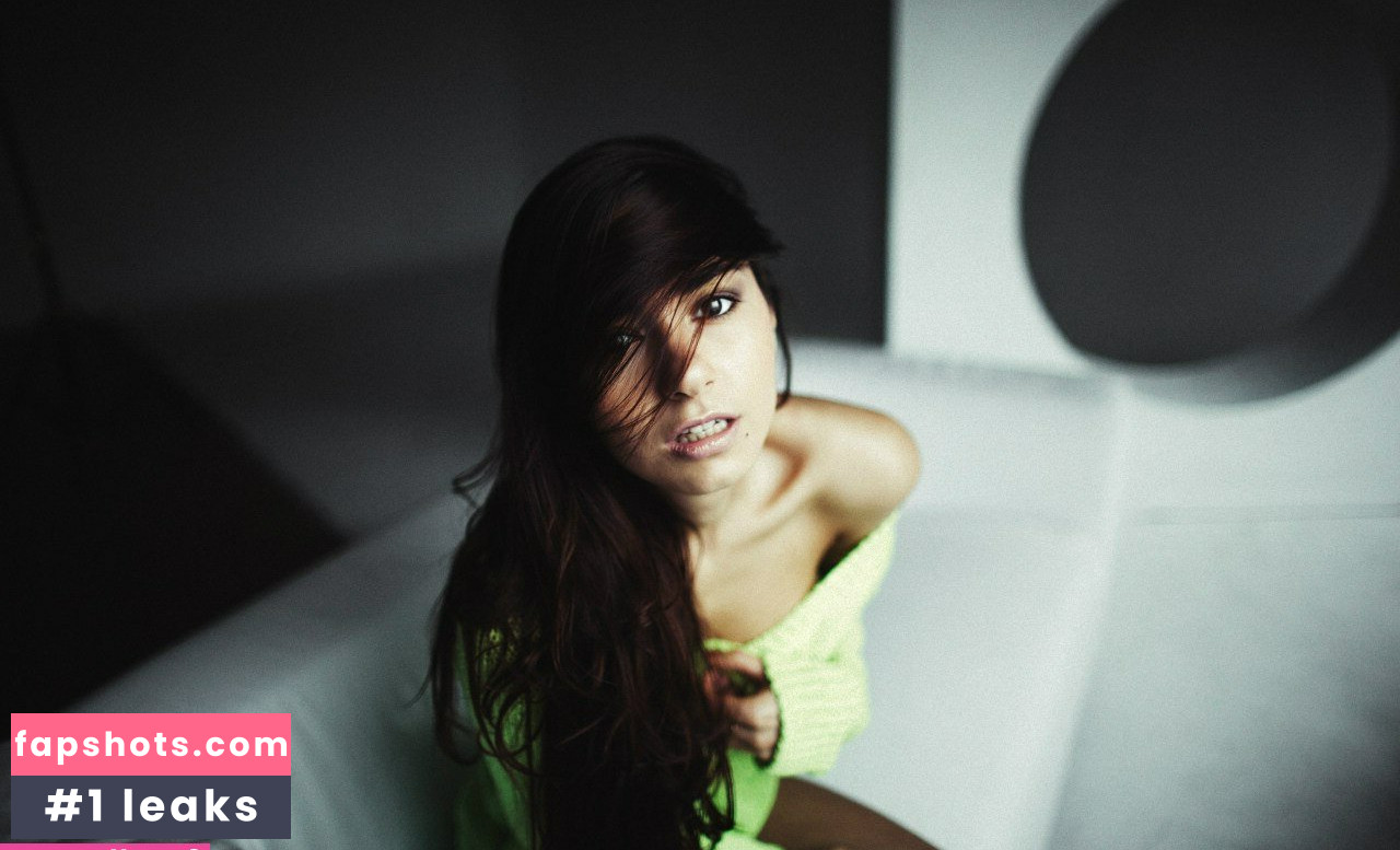 Helga Lovekaty gallery photo #474