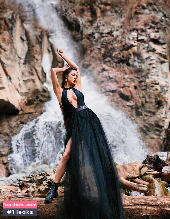 Helga Lovekaty gallery photo #572