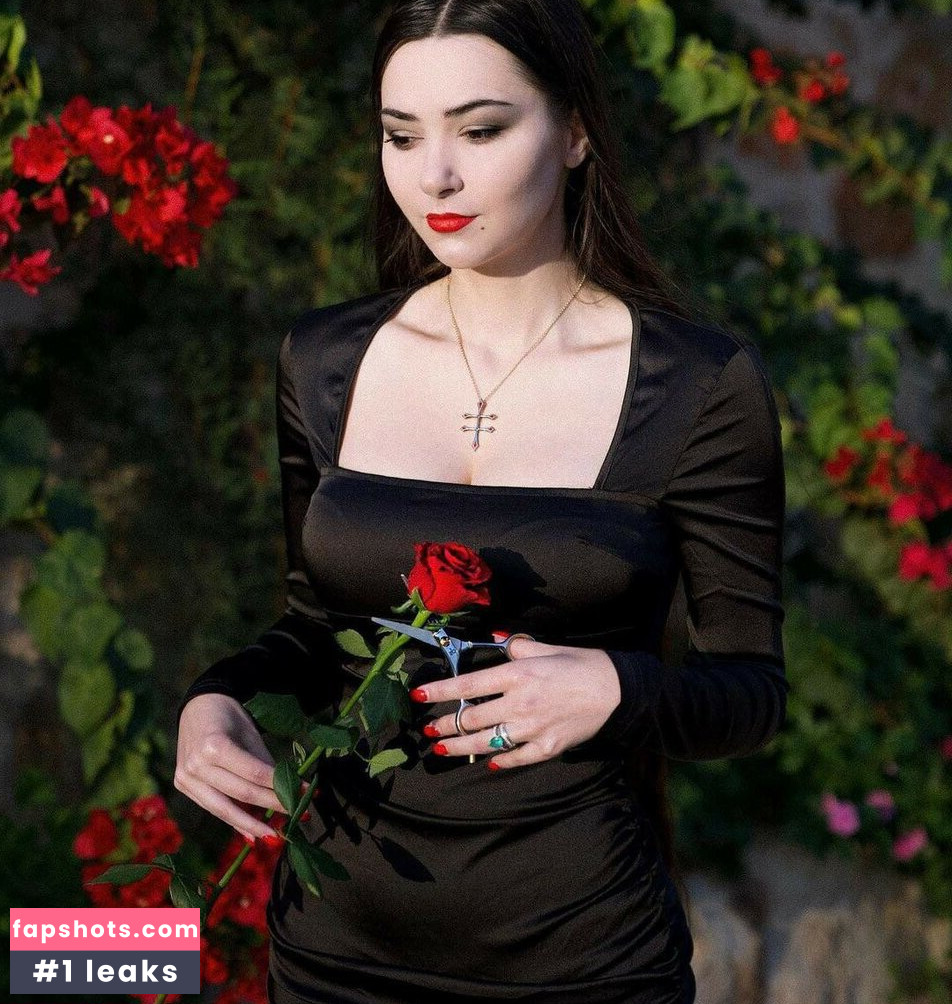 Helga Lovekaty gallery photo #702