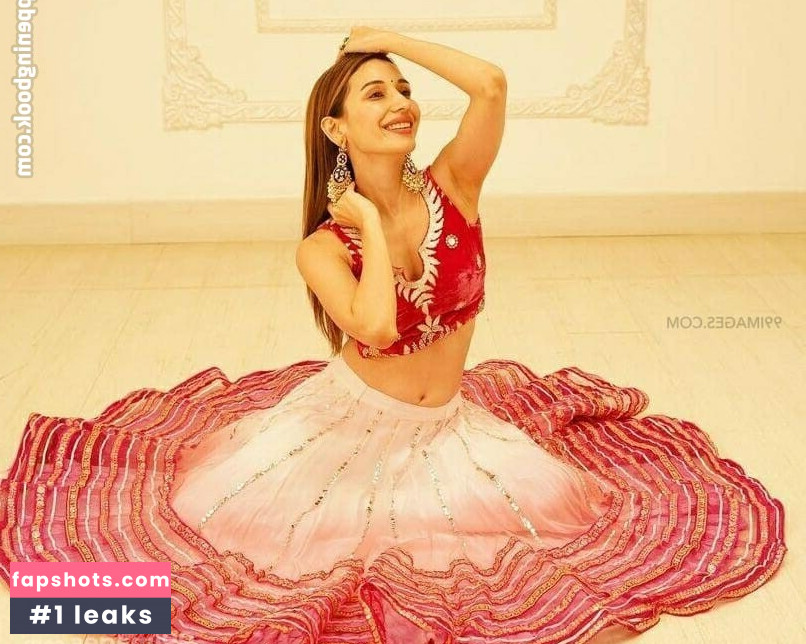 Heli Daruwala gallery photo #44