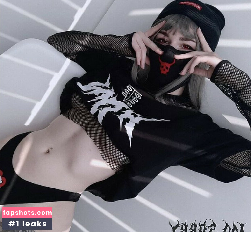 Hell_tsuki gallery photo #3