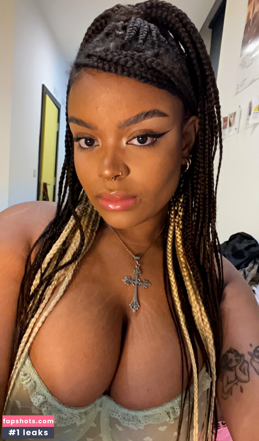 Hell0kittyevie Nude Leaks OnlyFans Photos #18 - Fapshots
