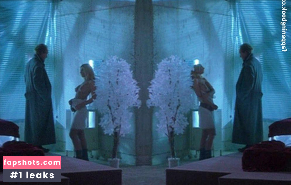 Hellen Landau gallery photo #5