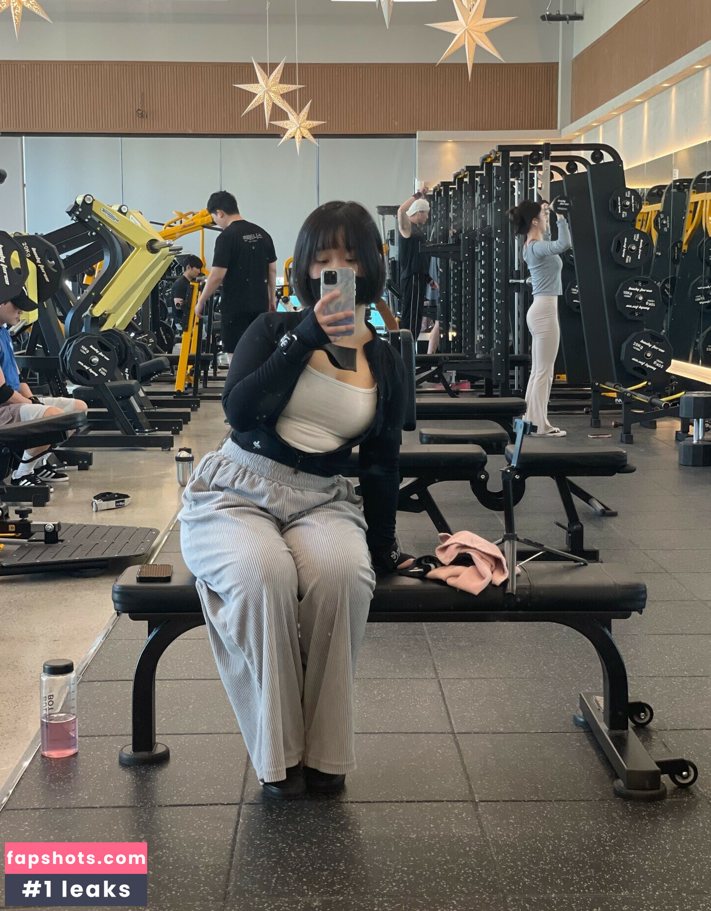 Hellini_fit gallery photo #2