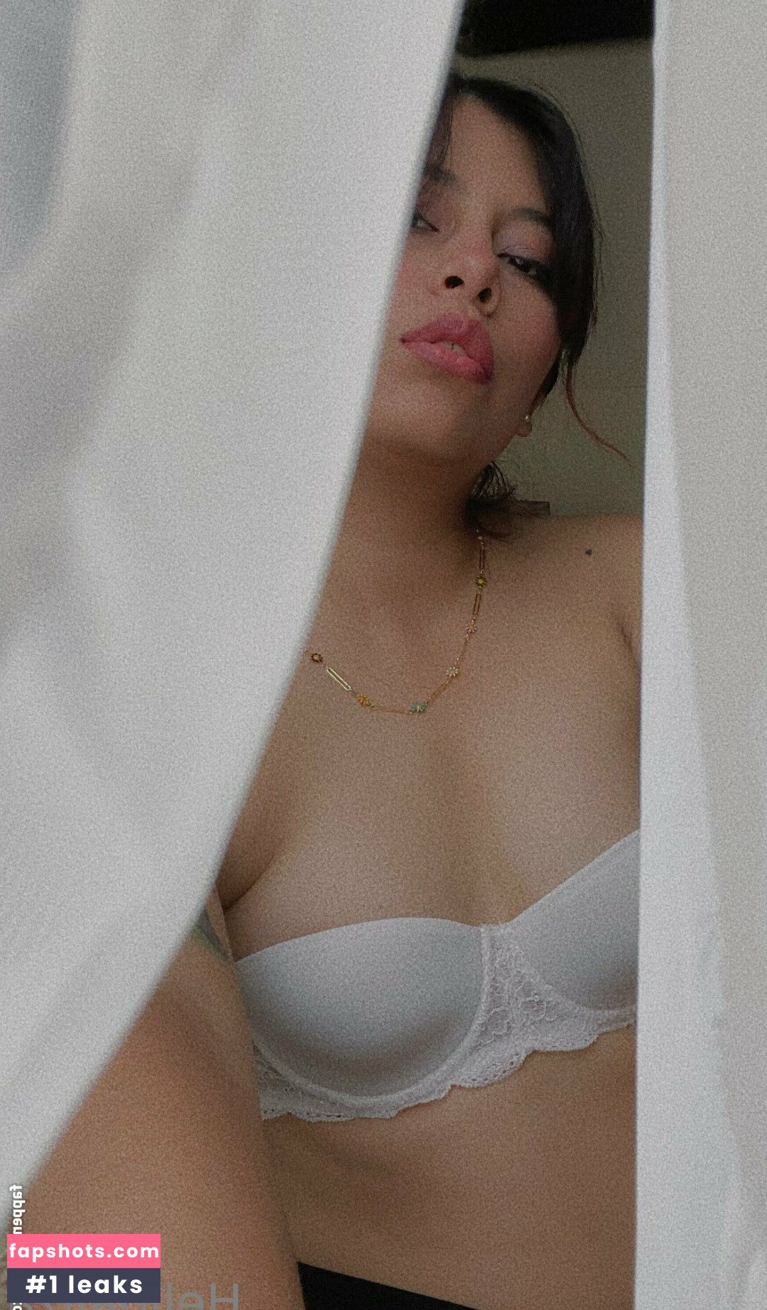 helloaliza gallery photo #5