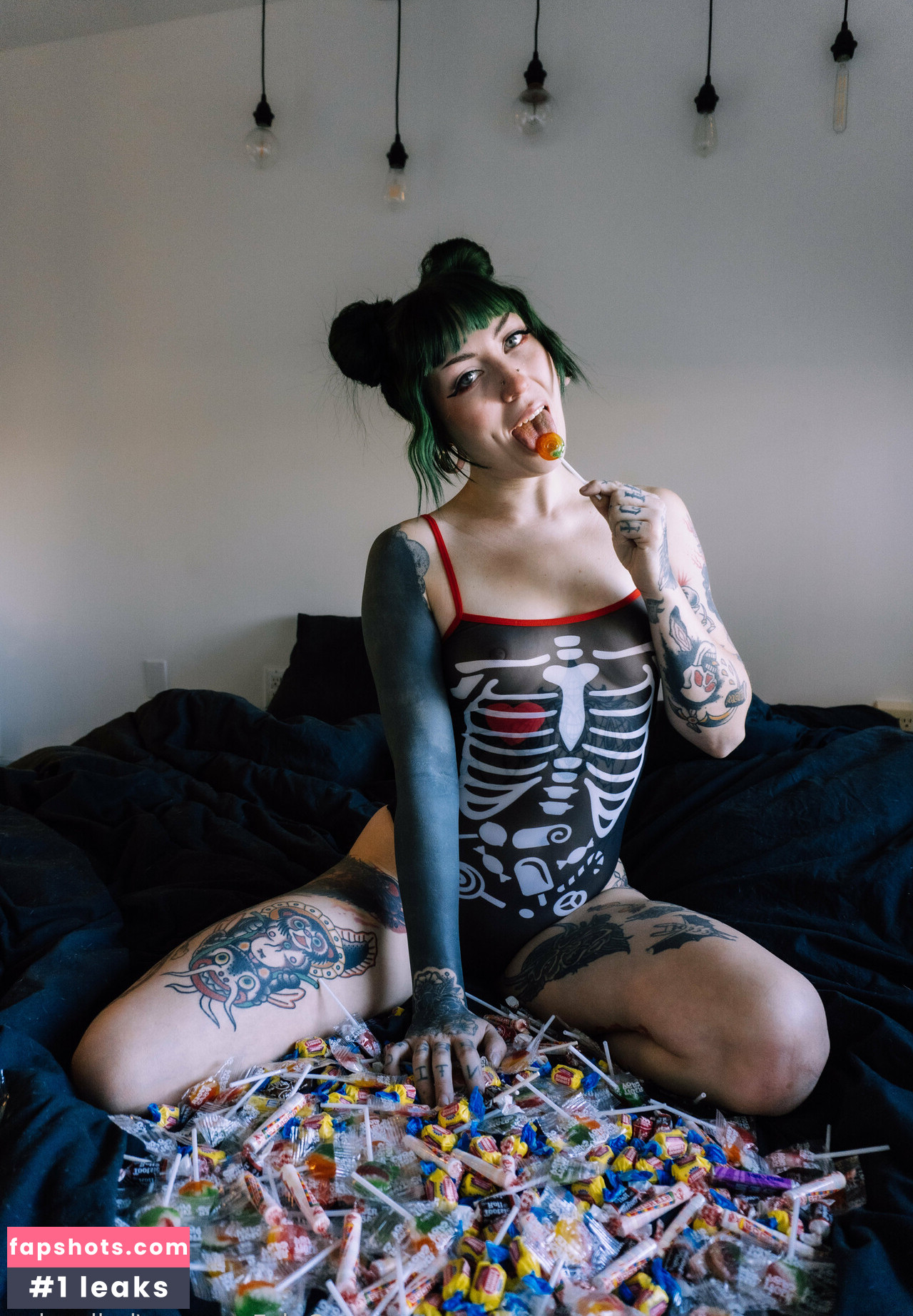 helloyelow Nude Leaks OnlyFans Photos #12 - LeakJerk