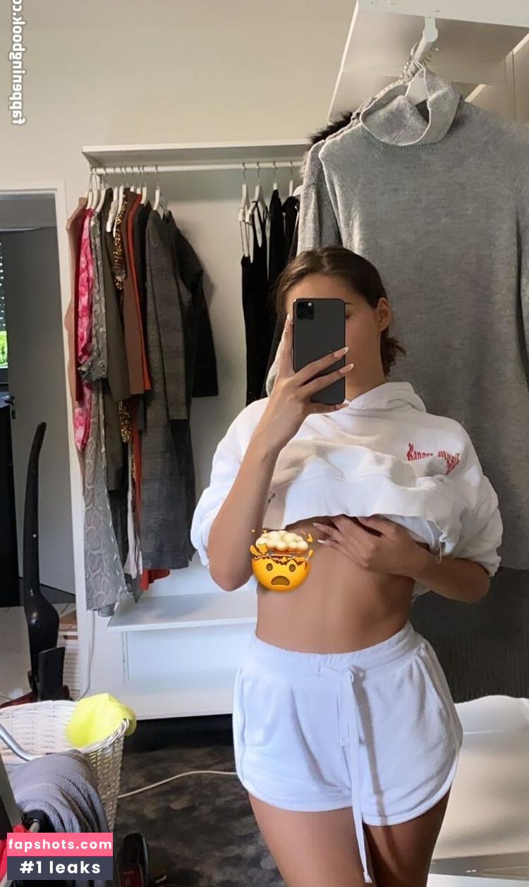 Hellozoey_ nude babe gallery