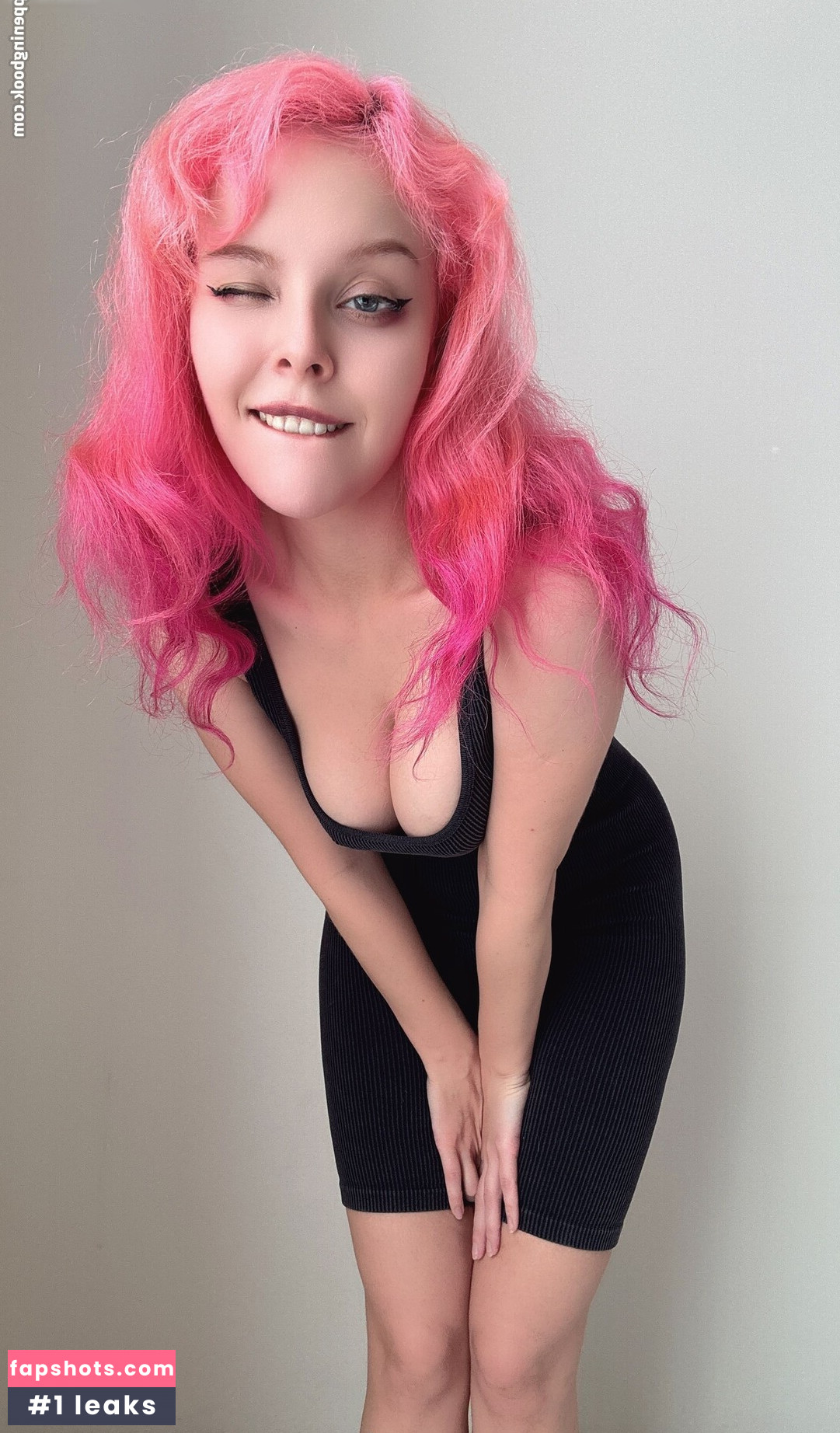 Helly Valentine gallery photo #15