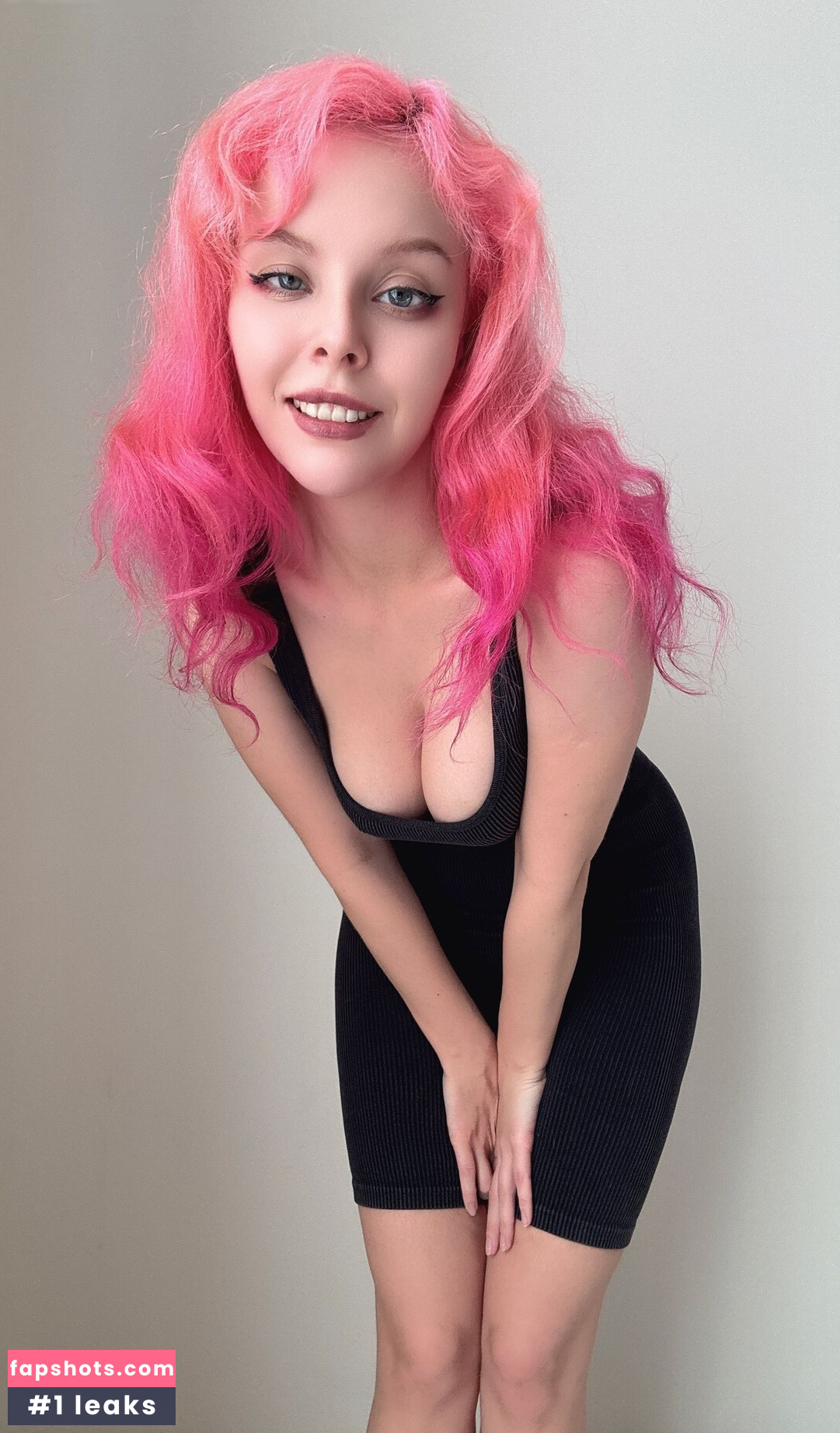 Helly Valentine gallery photo #16