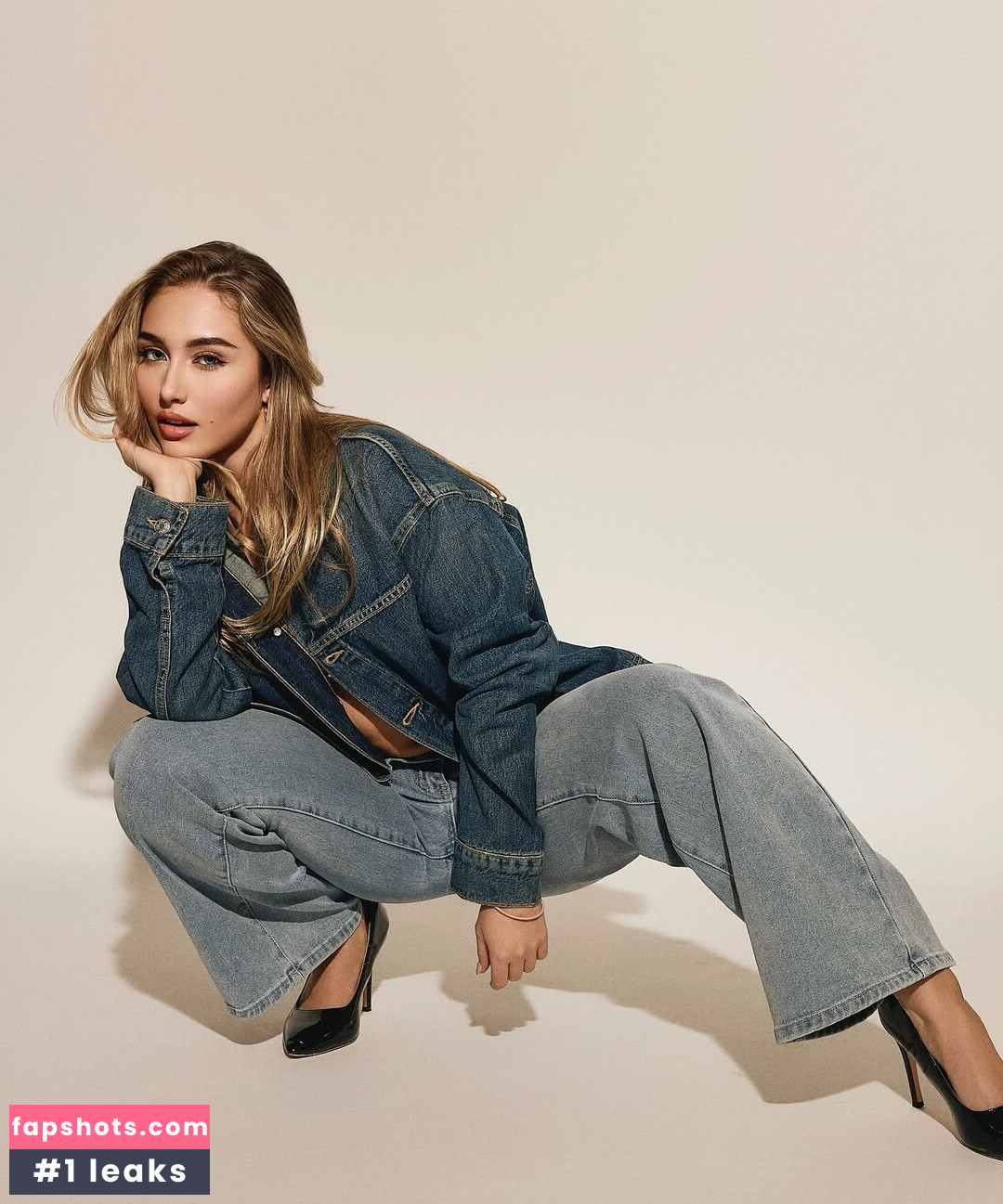 Heloise Hut gallery photo #129