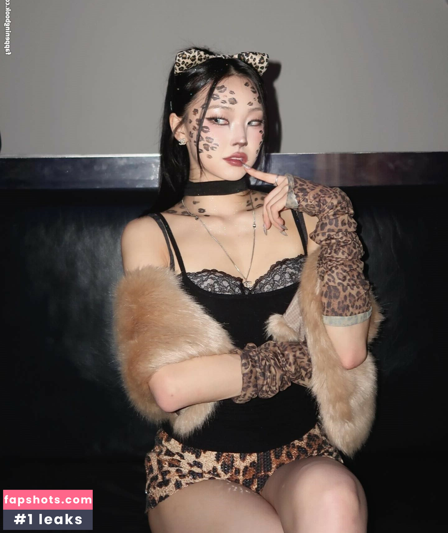 Hena Yang gallery photo #41