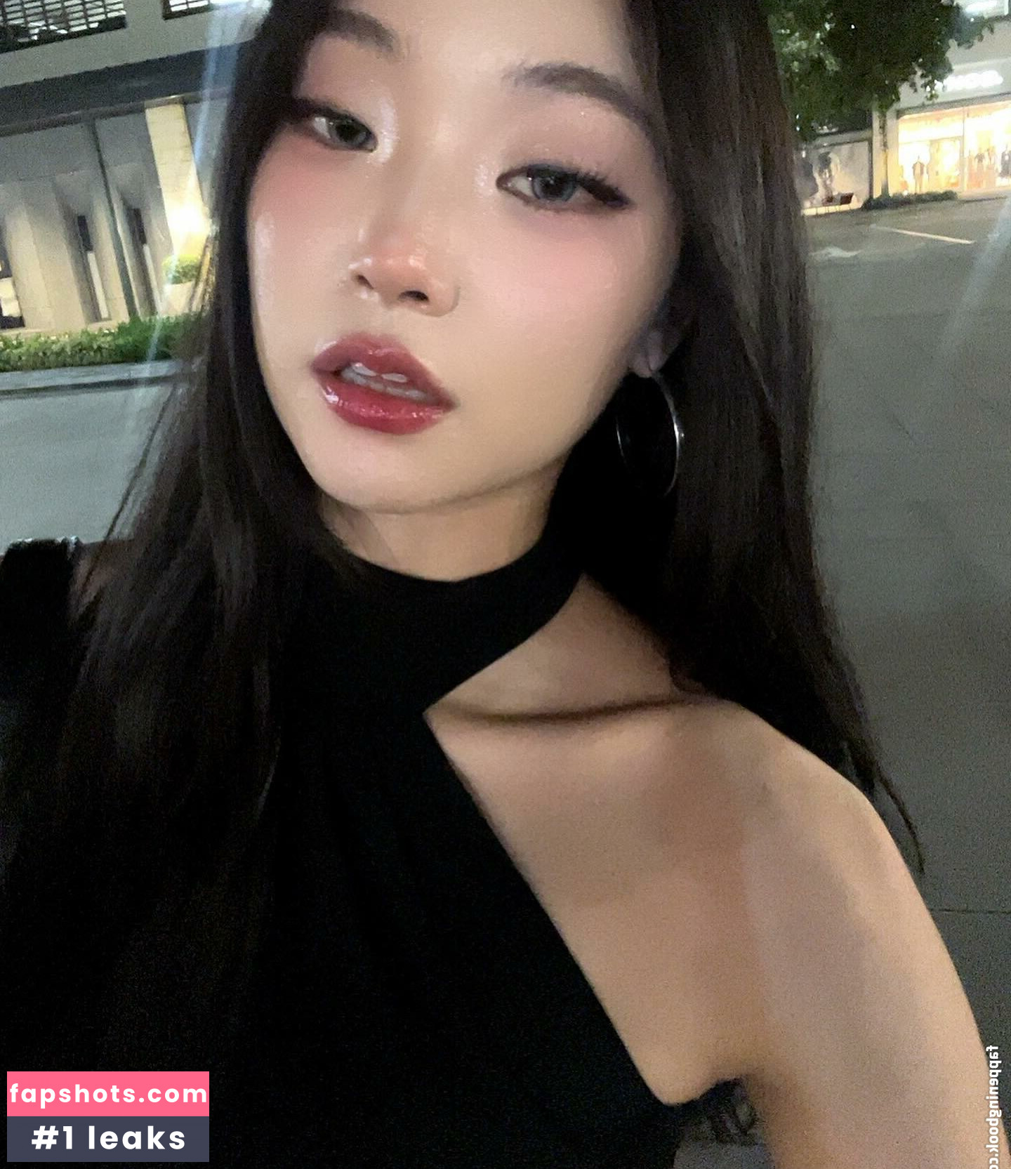 Hena Yang gallery photo #67