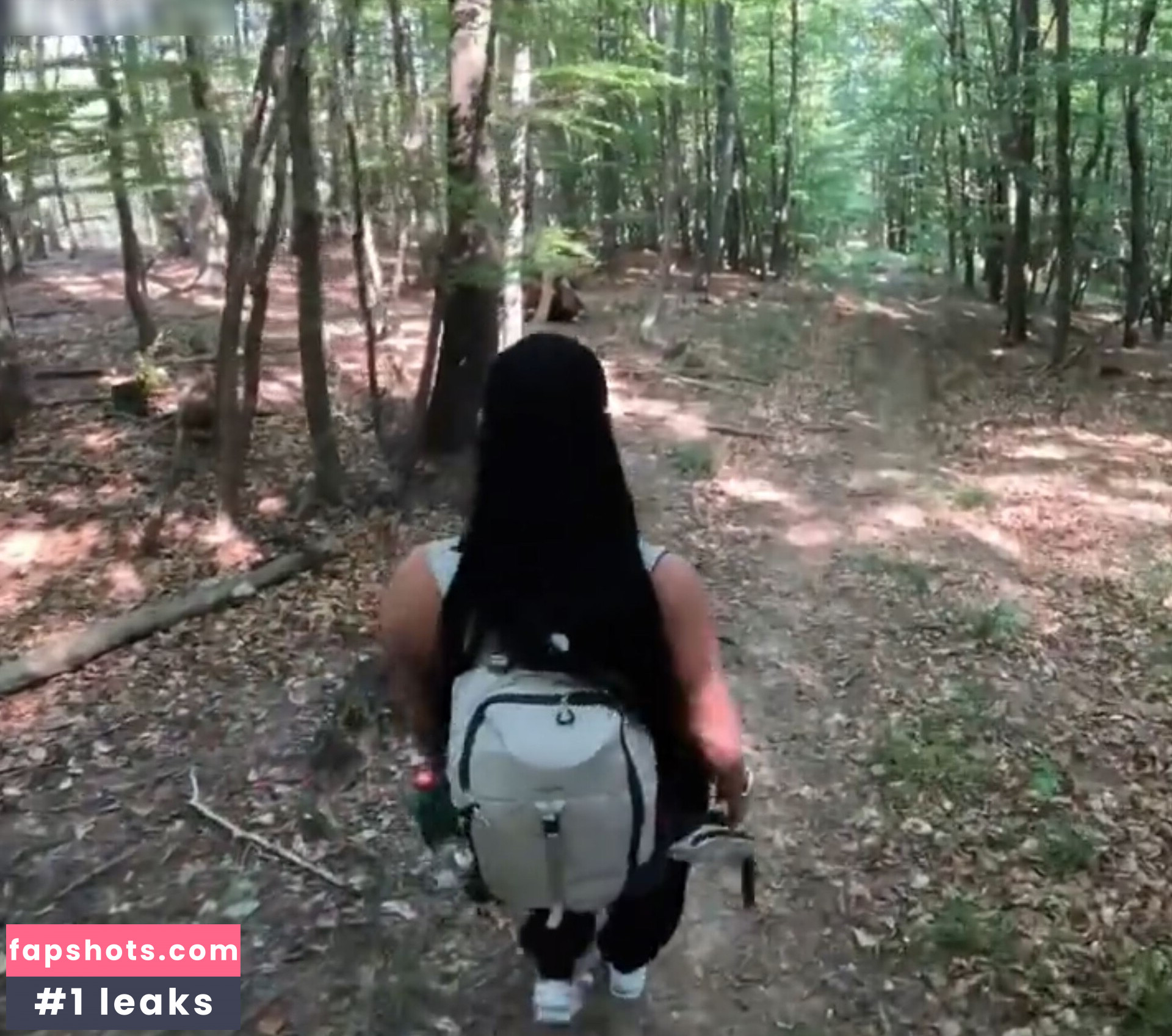 Heni Bauer gallery photo #4