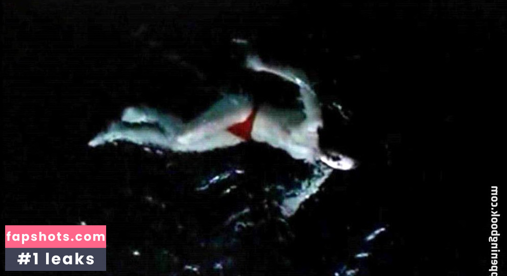 Henriette Heinze gallery photo #11