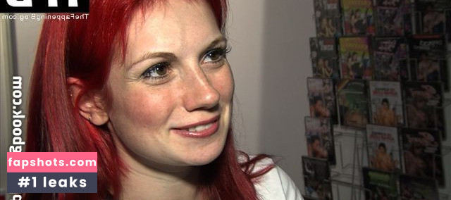 Hera Delgado gallery photo #2