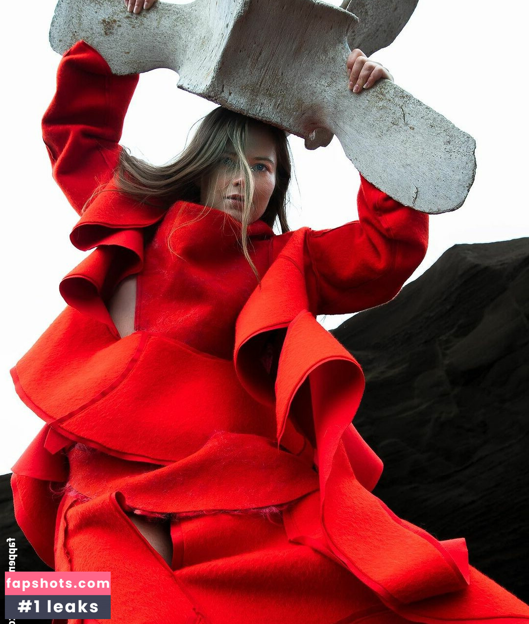 Hera Hilmar gallery photo #11