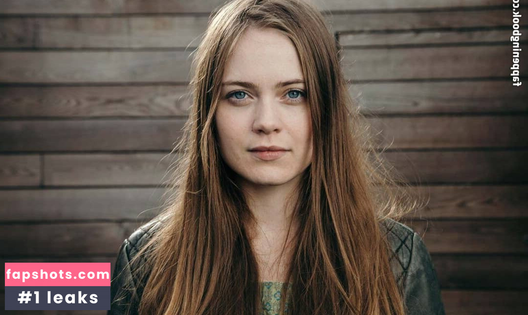 Hera Hilmar gallery photo #22