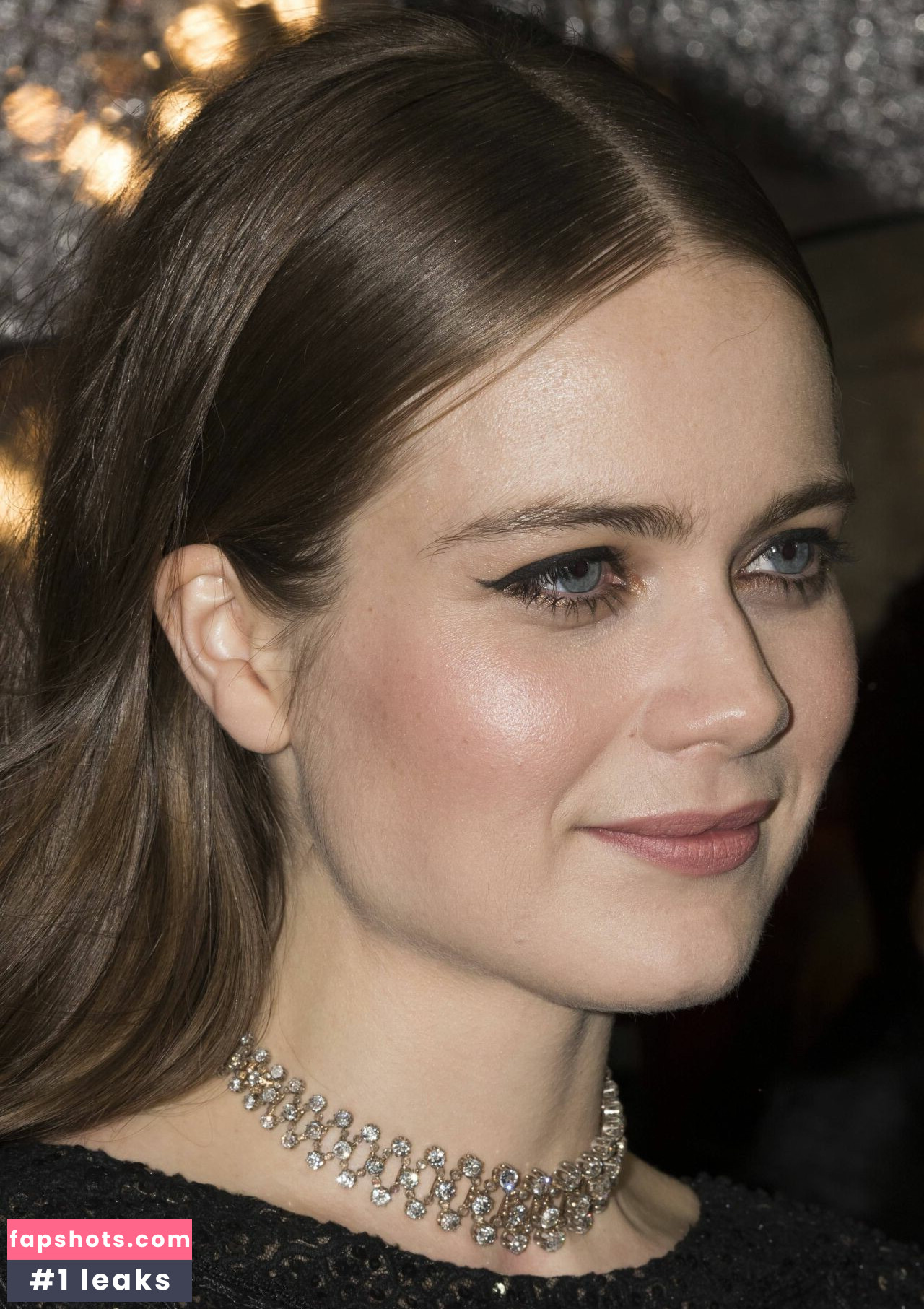 Hera Hilmar gallery photo #7